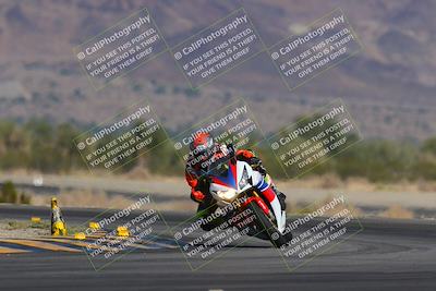 media/Nov-12-2023-SoCal Trackdays (Sun) [[5d1fba4e7d]]/Turn 14 (1035am)/